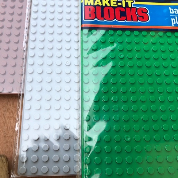 Lego Style Square Building Bases Set of 4 colorful - Picture 4 of 6